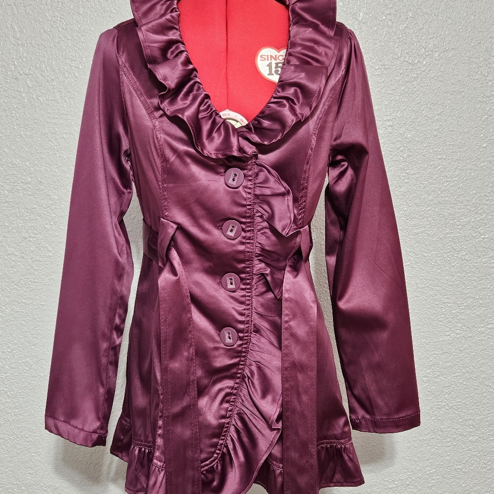Elegant Ruffle Jacket / Blazer - Picture 2 of 8